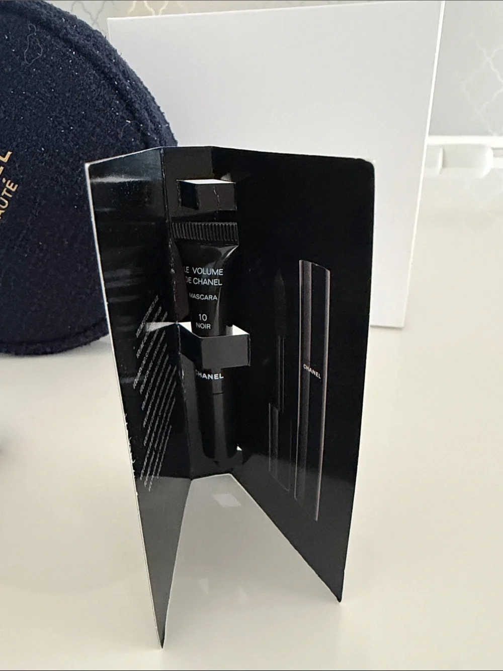 CHANEL Make Up Set